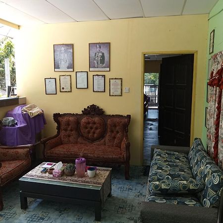 Kuntum Cottage Bed & Breakfast Kampung Tanjung Ipoh Esterno foto