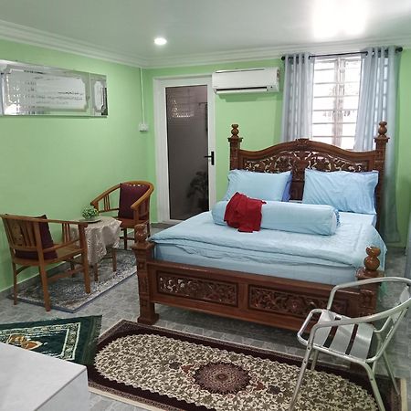 Kuntum Cottage Bed & Breakfast Kampung Tanjung Ipoh Esterno foto